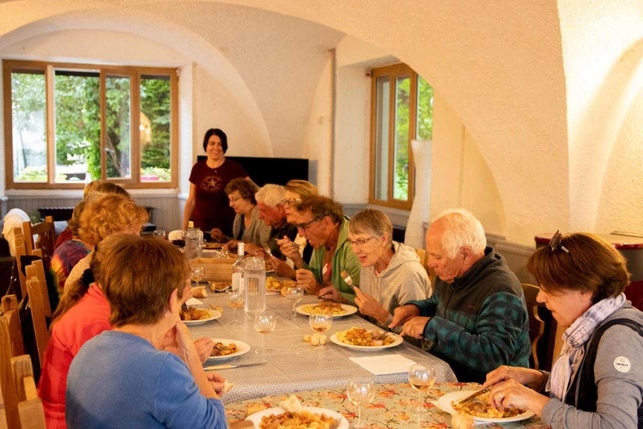 Gîte Les Bartavelles Jausiers Extérieur photo